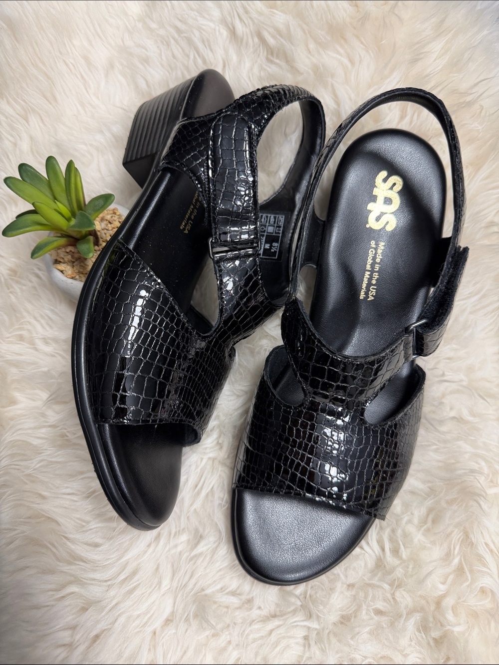 SAS Suntimer 8.5M Heel Strap Sandals Black Croc EUC